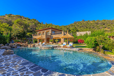 Cozy Desert Retreat